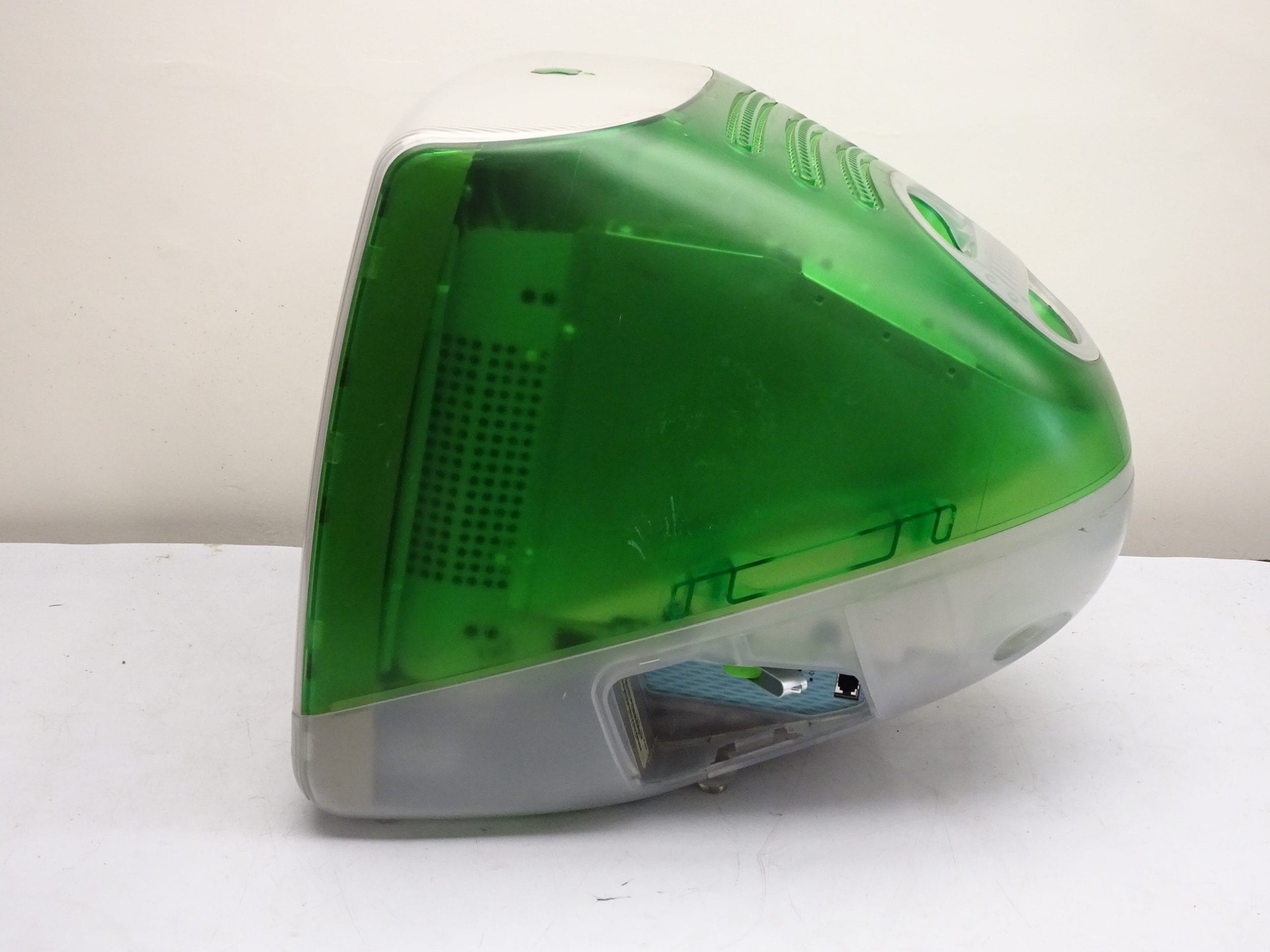 G3/333 iMac Lime Green - Image 3