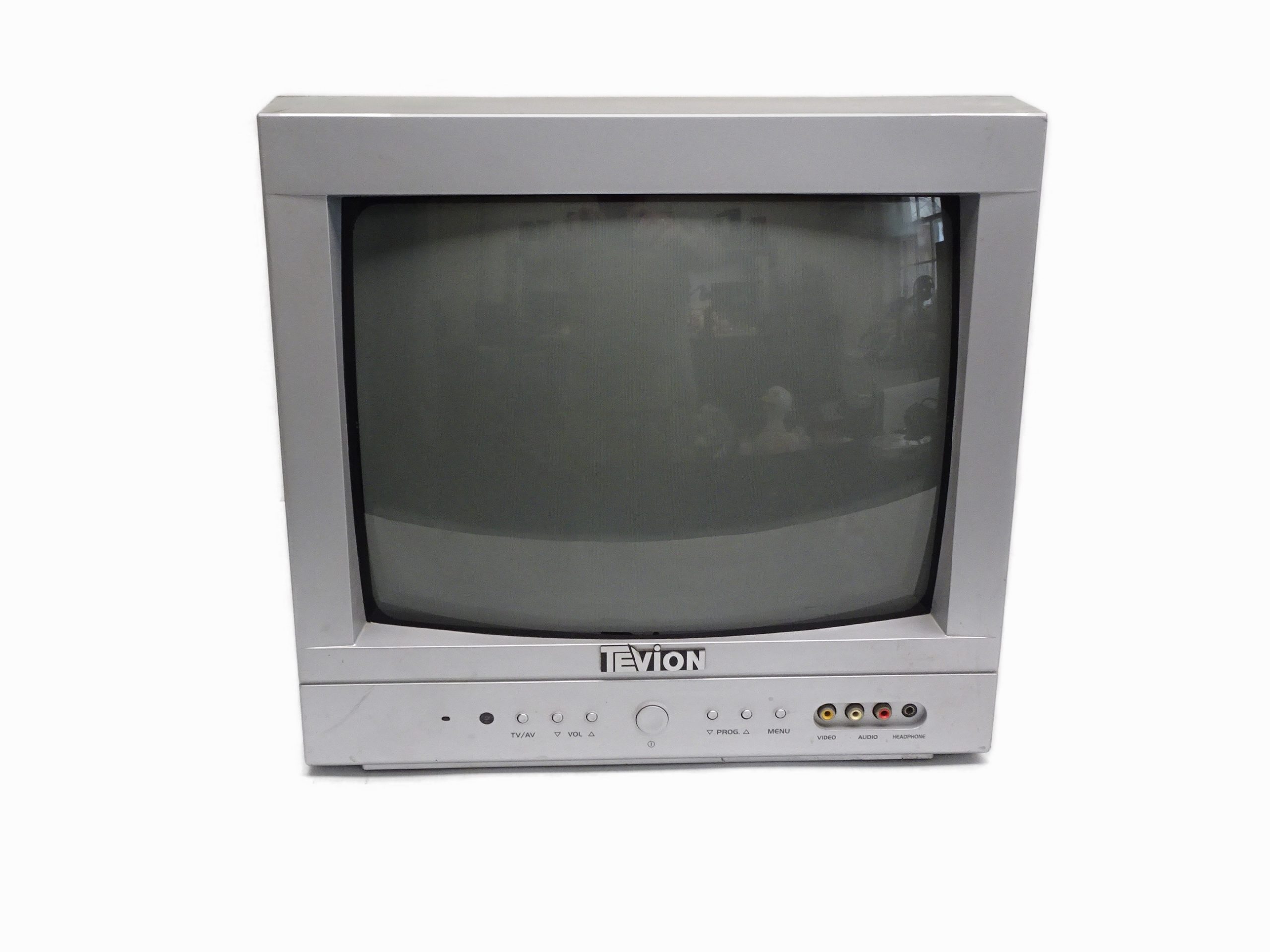 TEVION 15" CRT TV - Image 2