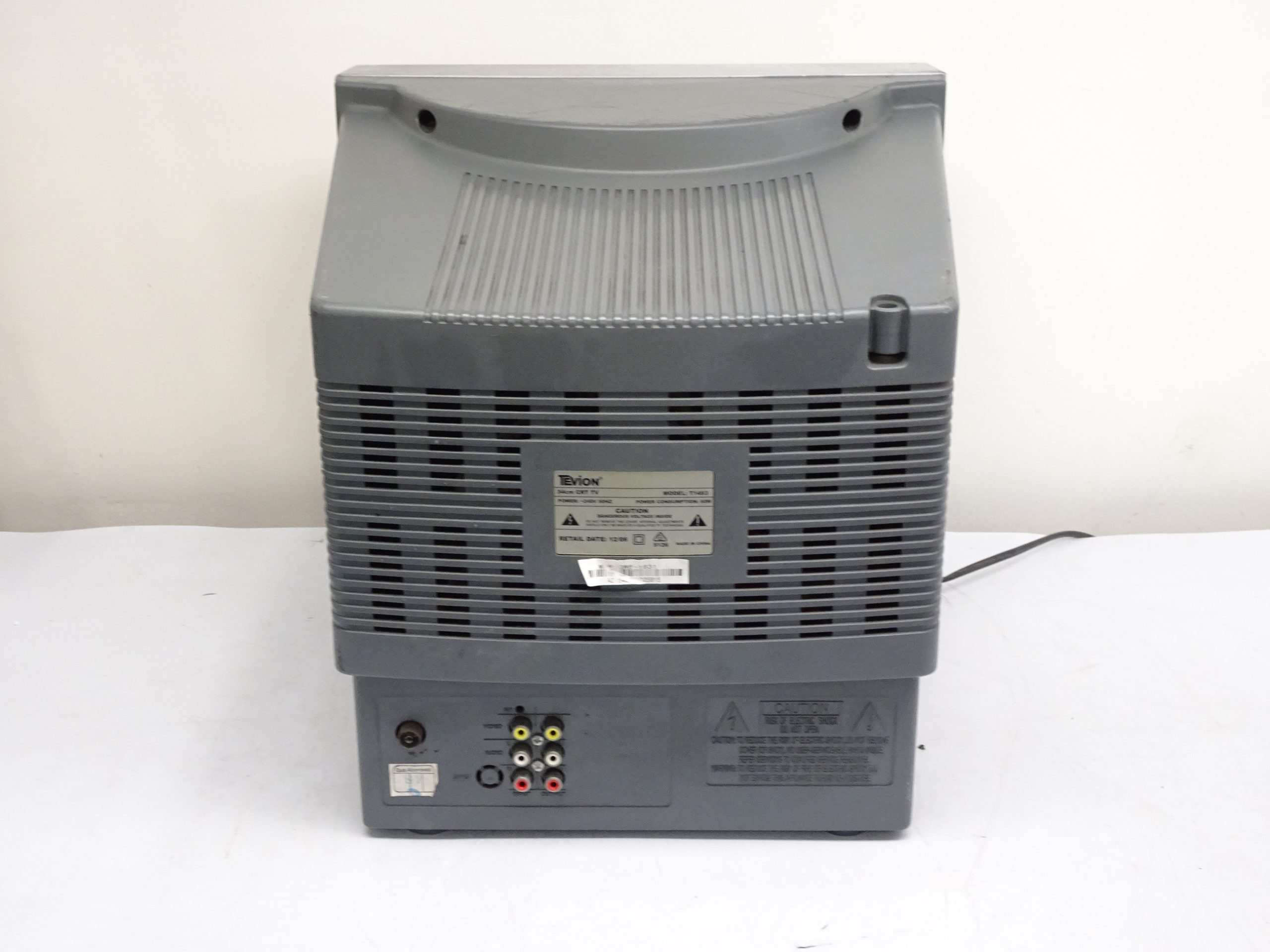 TEVION 15" CRT TV - Image 3